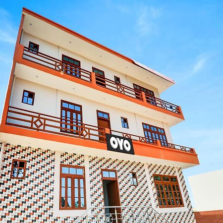 Hotel O Aradhya Galaxy Bhauli 外观 照片