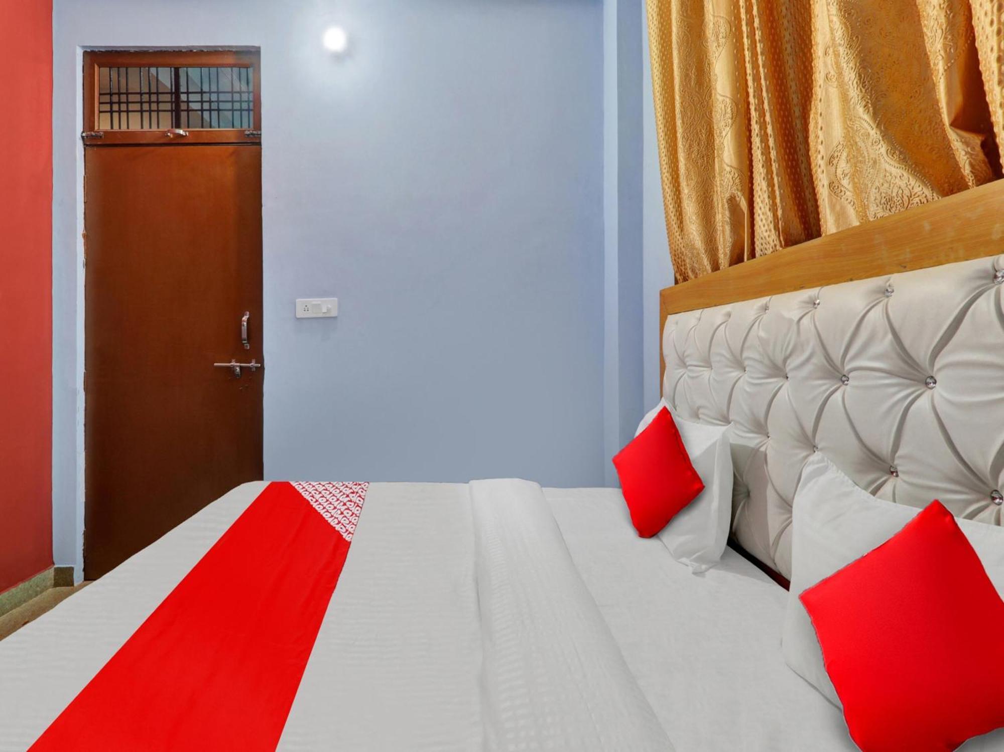 Hotel O Aradhya Galaxy Bhauli 外观 照片